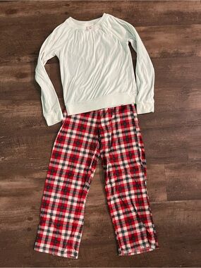 Cat & Jack Long Sleeve Top with Red Plaid Pajama Pants